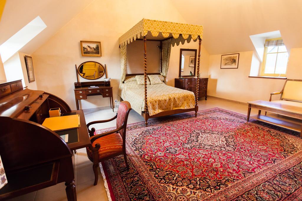 B&B Manoir Du Clos Clin Pleurtuit Номер фото
